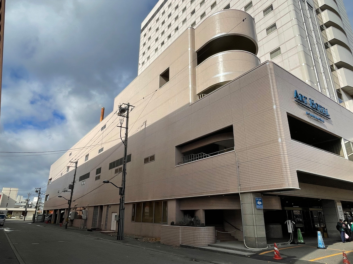 改修後南東面【低層部】