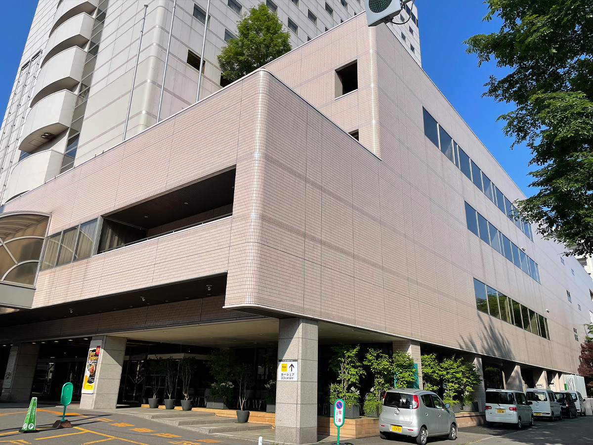 改修前北東面【低層部】