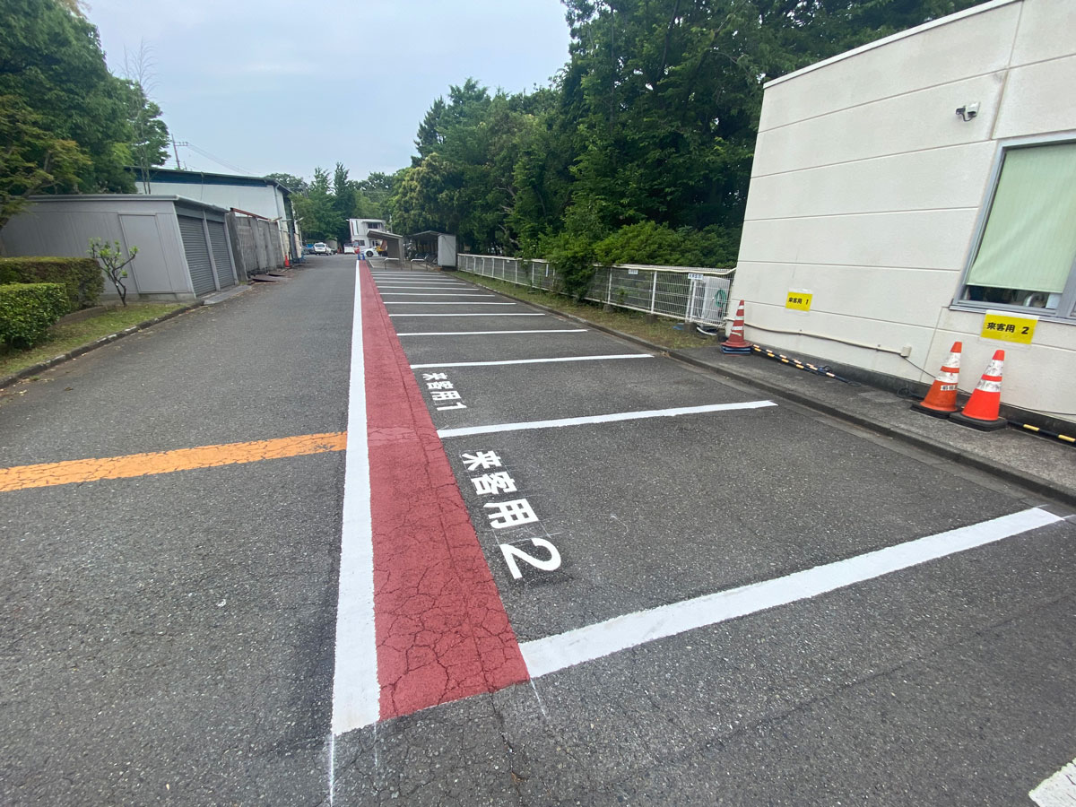 駐車場ライン